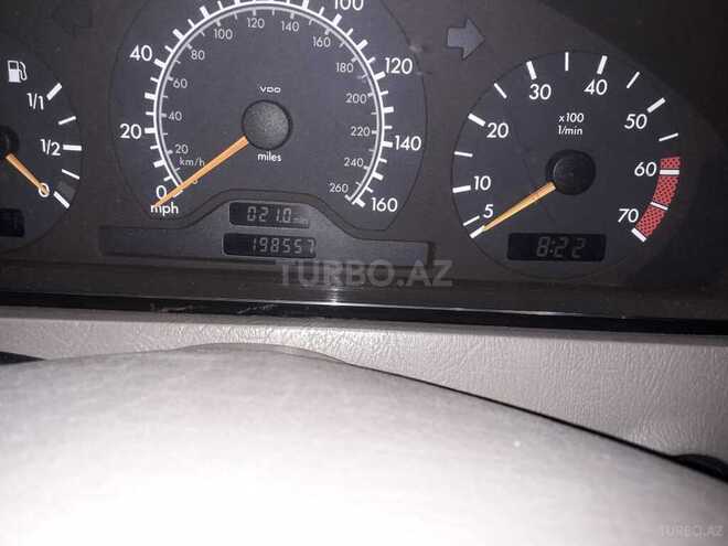 Mercedes C 230 1999, 198,000 km - 2.3 l - Bakı
