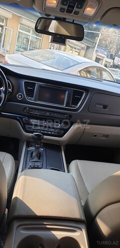 Kia Carnival 2015, 60,500 km - 2.2 l - Bakı