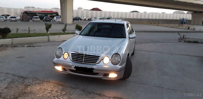 Mercedes E 220 2000, 345,555 km - 2.2 l - Bakı