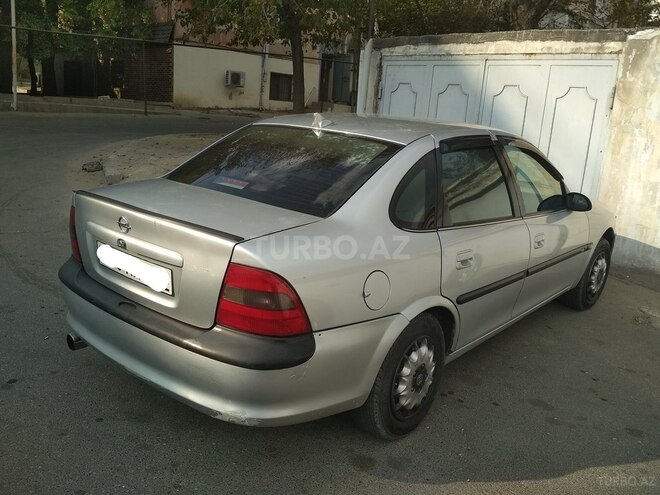 Opel Vectra 1997, 360,000 km - 1.8 l - Bakı