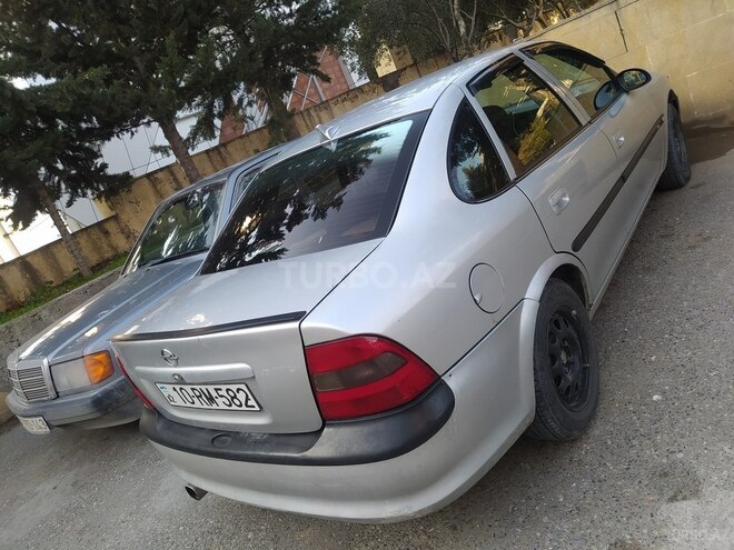 Opel Vectra 1997, 360,000 km - 1.8 l - Bakı