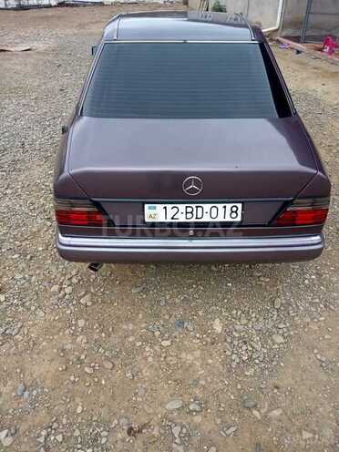 Mercedes E 200 1992, 387,250 km - 2.0 l - Biləsuvar