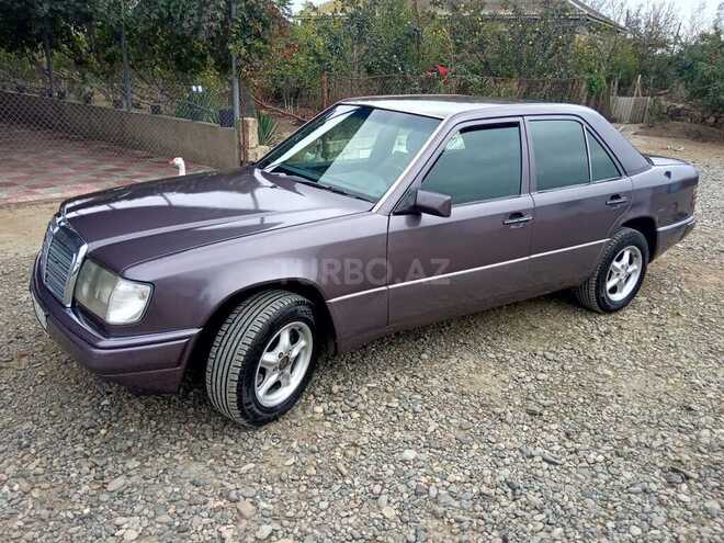 Mercedes E 200 1992, 387,250 km - 2.0 l - Biləsuvar