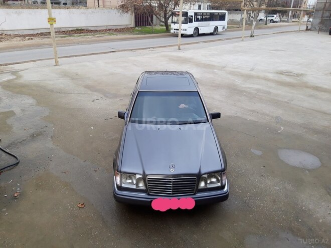 Mercedes E 220 1995, 428,000 km - 2.2 л - Bakı