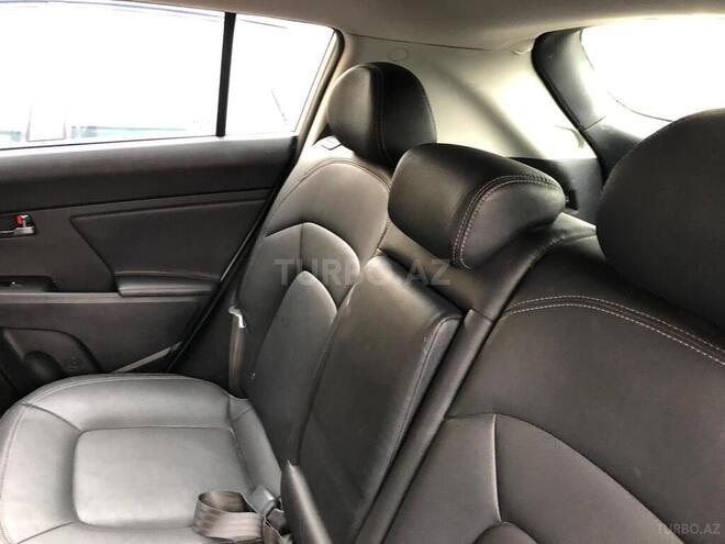 Kia Sportage 2010, 60,000 km - 2.0 l - Bakı