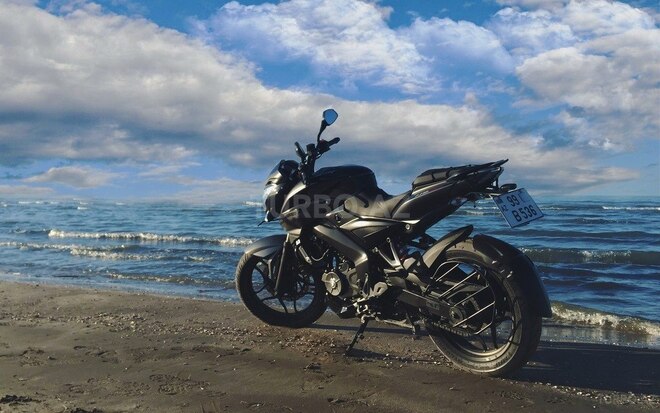 Bajaj Pulsar NS 200 2019, 2,700 km - 0.2 l - Bakı