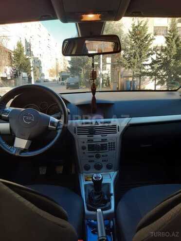 Opel Astra 2009, 173,700 km - 1.7 l - Bakı