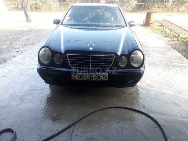 Mercedes E 220 2000, 489,110 km - 2.2 l - Astara