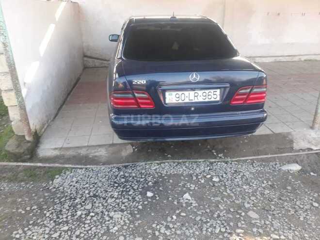 Mercedes E 220 2000, 489,110 km - 2.2 l - Astara