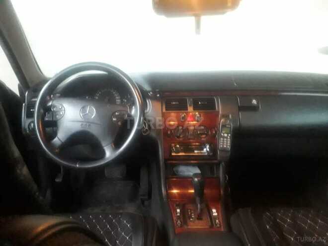 Mercedes E 220 2000, 489,110 km - 2.2 l - Astara