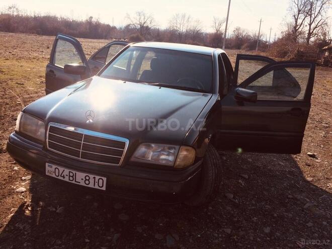 Mercedes C 180 1995, 238,500 km - 1.8 l - Zaqatala