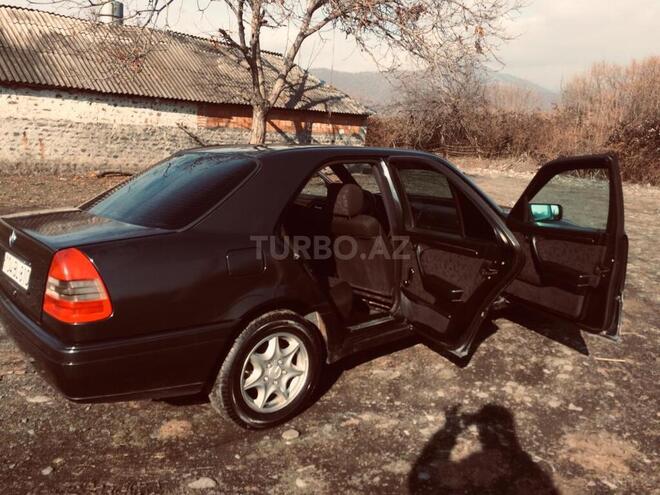 Mercedes C 180 1995, 238,500 km - 1.8 l - Zaqatala