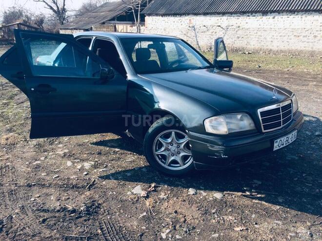 Mercedes C 180 1995, 238,500 km - 1.8 l - Zaqatala