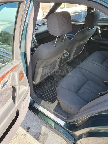Mercedes E 220 2001, 385,000 km - 2.2 л - Bakı
