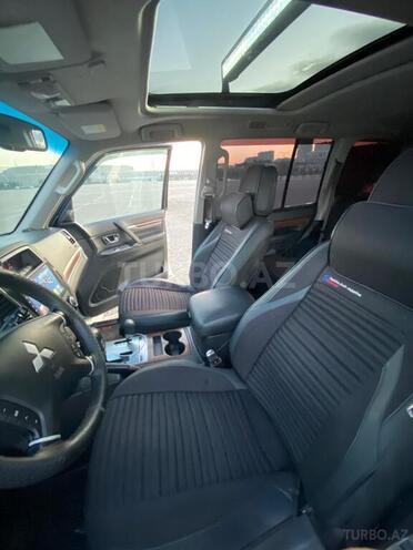 Mitsubishi Pajero 2007, 135,000 km - 3.8 l - Bakı