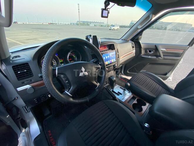 Mitsubishi Pajero 2007, 135,000 km - 3.8 l - Bakı