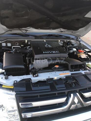 Mitsubishi Pajero 2007, 135,000 km - 3.8 l - Bakı