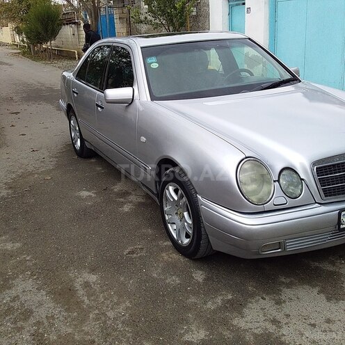 Mercedes E 230 1995, 465,439 km - 0.2 l - Bakı