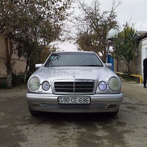 Mercedes E 230 1995, 465,439 km - 0.2 l - Bakı