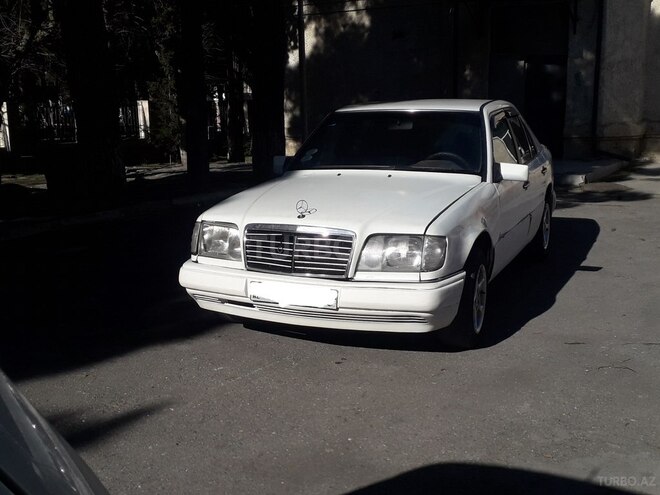 Mercedes E 200 1992, 325,999 km - 2.0 l - Bakı