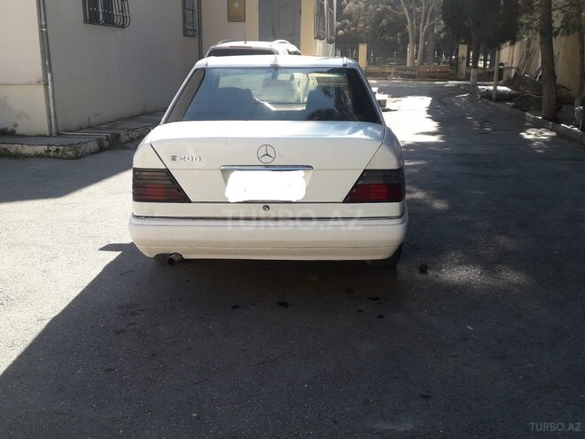 Mercedes E 200 1992, 325,999 km - 2.0 l - Bakı