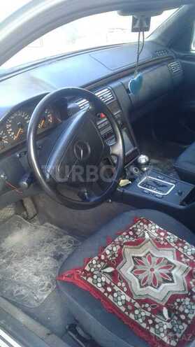 Mercedes E 200 1996, 403,655 km - 2.0 l - Bakı