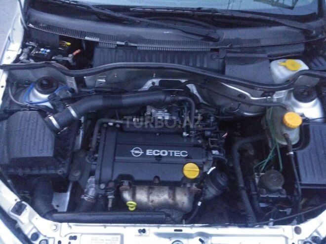 Opel Corsa 2005, 261,000 km - 1.2 l - Bakı