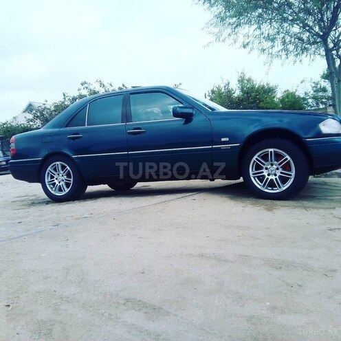 Mercedes C 230 1997, 328,000 km - 2.3 l - Neftçala