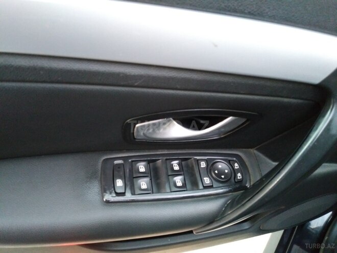 Renault Laguna 2009, 235,800 km - 1.5 л - Bakı