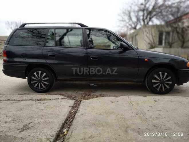 Opel Astra 1997, 253,000 km - 1.4 l - Bakı