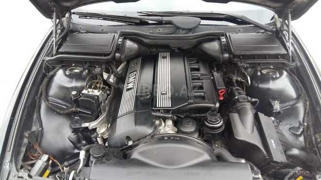 BMW 525 2002, 270,000 km - 2.5 l - Bakı