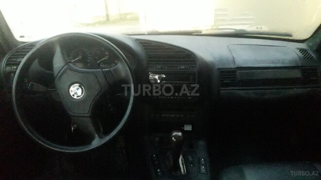 BMW 320 1996, 284,568 km - 0.2 l - Bakı