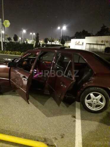 Mercedes E 250 1991, 450,000 km - 0.2 l - Bakı