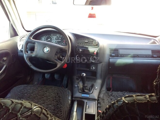 BMW 318 1992, 32,800 km - 2.0 l - Bakı