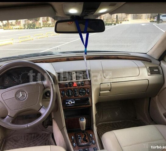 Mercedes C 230 1999, 198,200 km - 2.3 l - Bakı