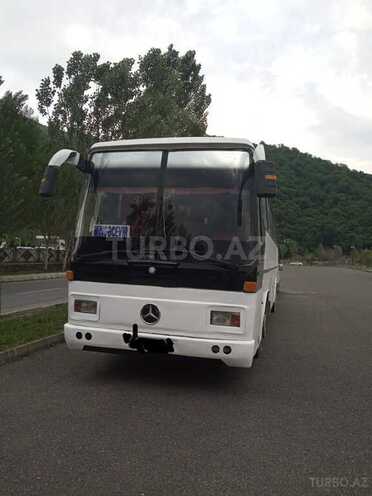 Mercedes  1990, 100,000 km - 4.5 l - Mingəçevir