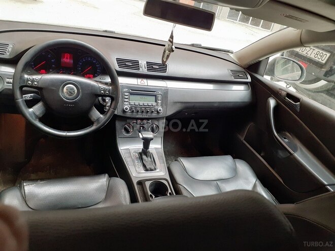 Volkswagen Passat 2005, 227,000 km - 2.0 л - Bakı