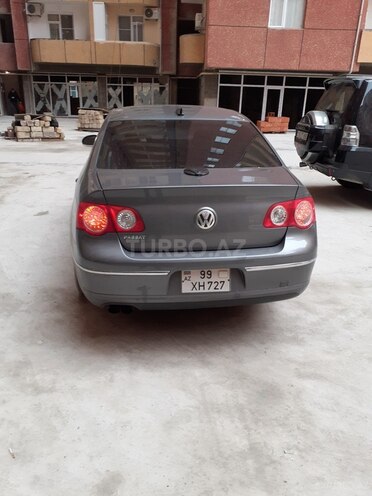 Volkswagen Passat 2005, 227,000 km - 2.0 л - Bakı