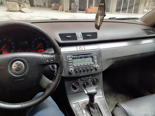 Volkswagen Passat 2005, 227,000 km - 2.0 л - Bakı
