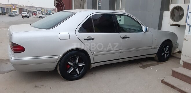 Mercedes E 230 1996, 385,850 km - 2.3 л - Sumqayıt