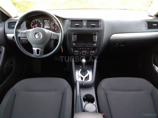 Volkswagen Jetta 2015, 80,000 km - 2.0 l - Bakı