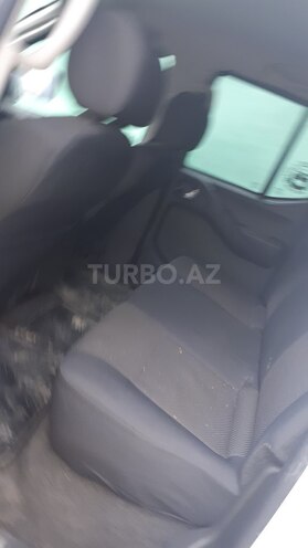 Nissan Navara 2013, 121,000 km - 2.5 л - Bakı