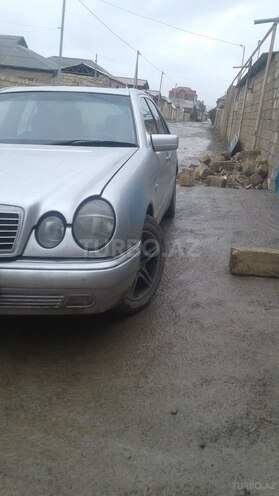 Mercedes E 290 1996, 489,264 km - 2.9 l - Xırdalan