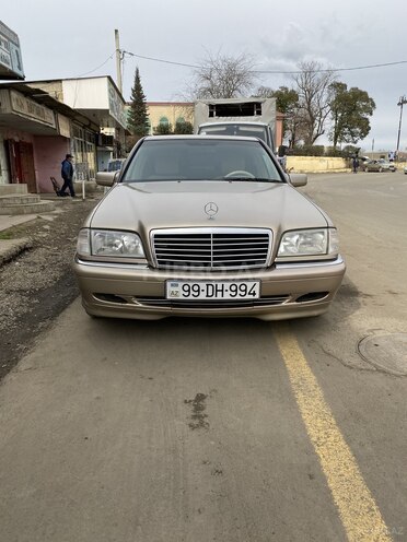 Mercedes C 180 2000, 245,217 km - 1.8 л - Masallı