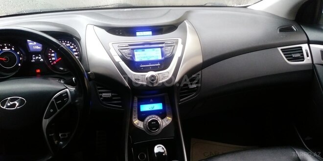 Hyundai Elantra 2011, 148,000 km - 1.8 л - Bakı