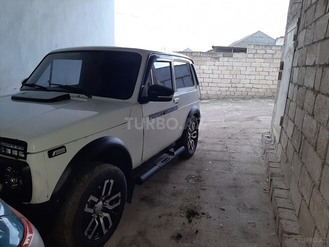 LADA (VAZ) Niva 1990, 432,185 km - 1.6 l - Salyan