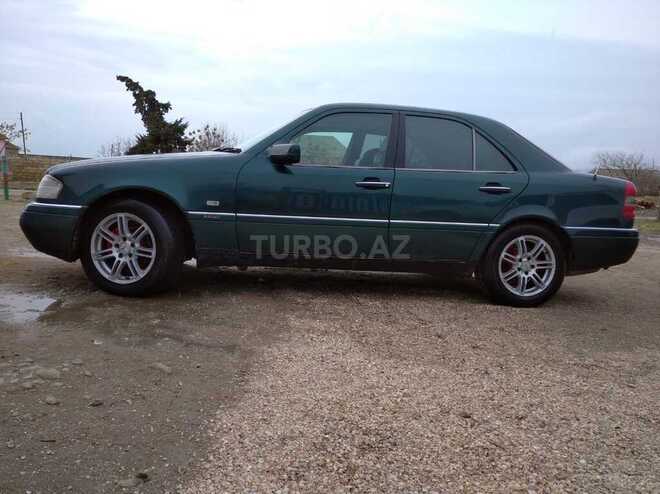 Mercedes C 230 1997, 325,000 km - 2.3 l - Neftçala