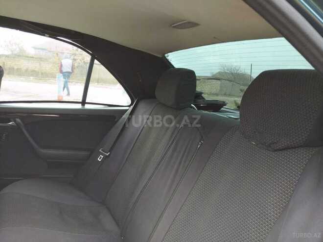 Mercedes C 230 1997, 325,000 km - 2.3 l - Neftçala