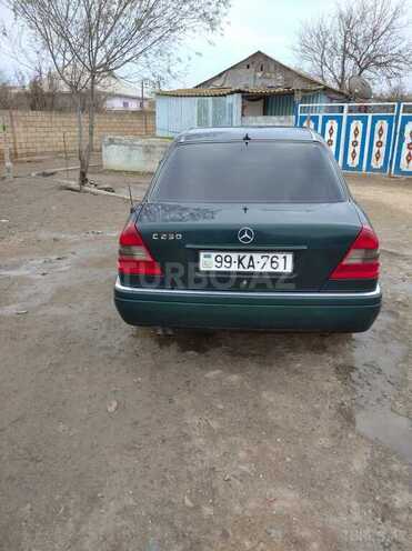 Mercedes C 230 1997, 325,000 km - 2.3 l - Neftçala