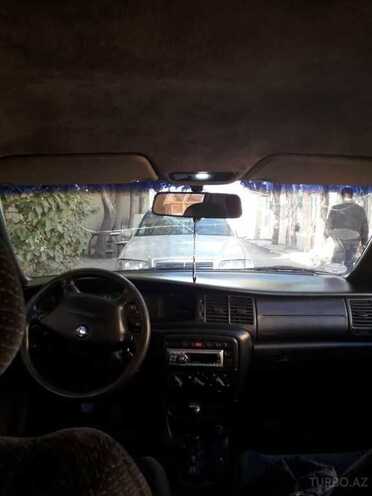 Opel Vectra 1997, 250,000 km - 1.6 l - Bakı